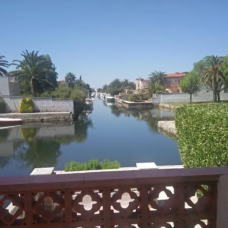 Port La Sardana Empuriarent Empuriabrava